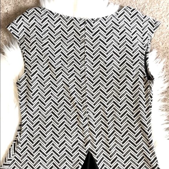 Woven Tank Top  - Picture 7 of 7